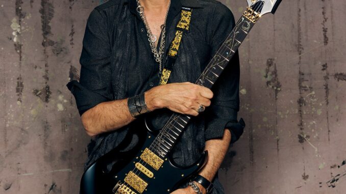 Steve_Vai