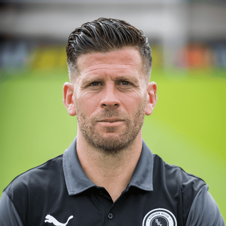 Website_Headshots_LukeGarrard